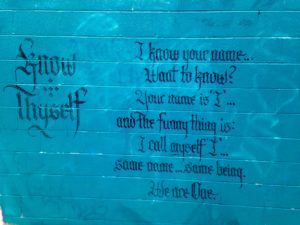 baltimore street art - know thyself