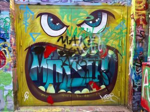 MNSTR